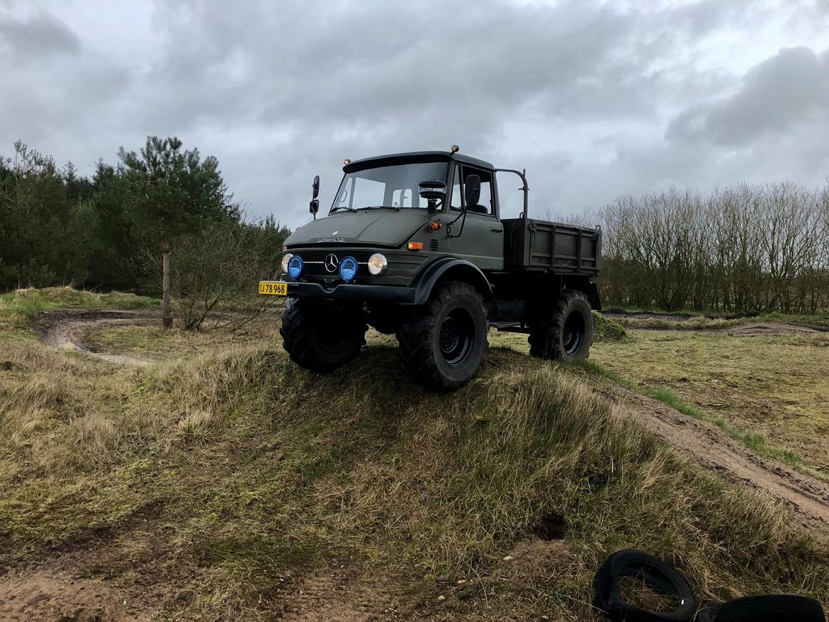 Mercedes Unimog 406 billede 6