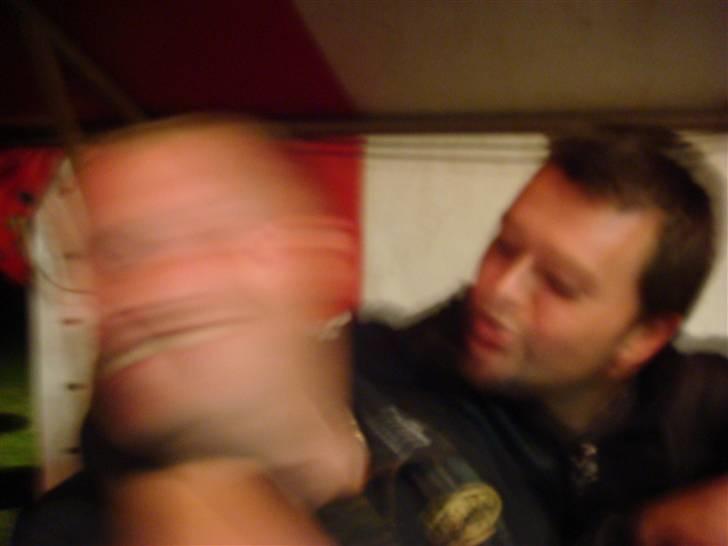 Panthers træf 2007 - NEJ Spillemand!! Han ville IKKE kysse :o) he he... billede 2