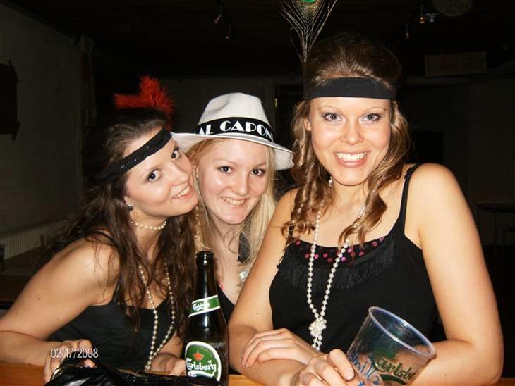 {{currentPhoto.altText}} billede {{currentPhoto.number}}