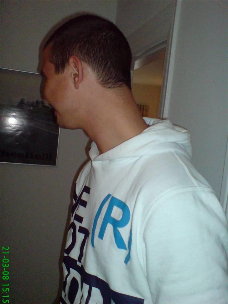 Påskefrokost Silkeborg 21-03-2008 - Jacob tør ikke være med.. billede 5