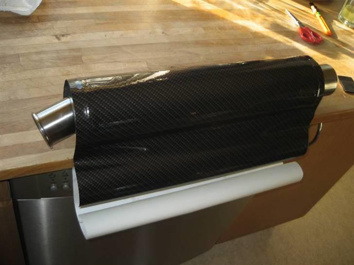 Ompakning af Termignoni-potte - Så en tur ind på køkkenbordet og rulle folien på - glatte, glatte og atter glatte... billede 5