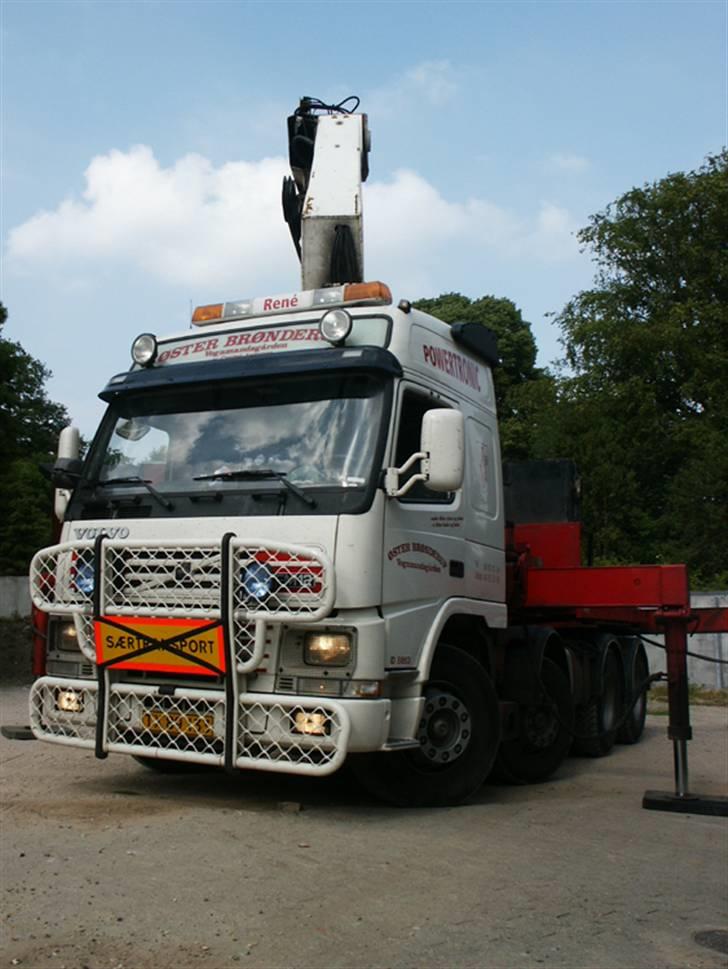 Mine Gl. Lastbiler - Min første Rigtige truck.
Volvo FM12 420 Powertronic med Converter. billede 2
