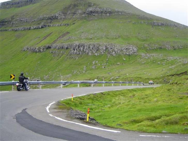 Mc-tur på Færøerne - Naturen gjorde at man tit blev nødt til at holde ind til siden og lige få det hele med. også godt det samme for man fik dælme ondt i røven af den traktor vi kørte på ;-) billede 7