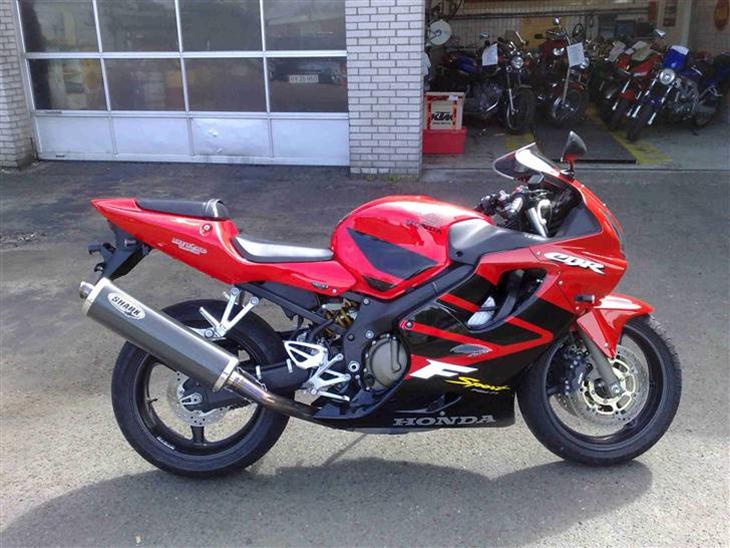 Min nye MC - Honda CBR 600 Sport '01 med 17.000 km på tælleren... billede 0