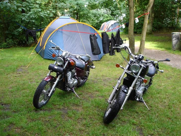 Mc ferie på touring camp og i Ry - Tørrresnor i baggrunden vi kørte næsten hele turen i regnvejr billede 3