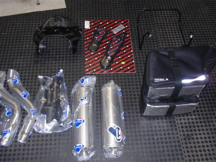 Ducati Monster 1000 - Nye dele til Monsteret billede 32