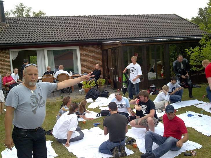 Grill hos fissen...  billede 3