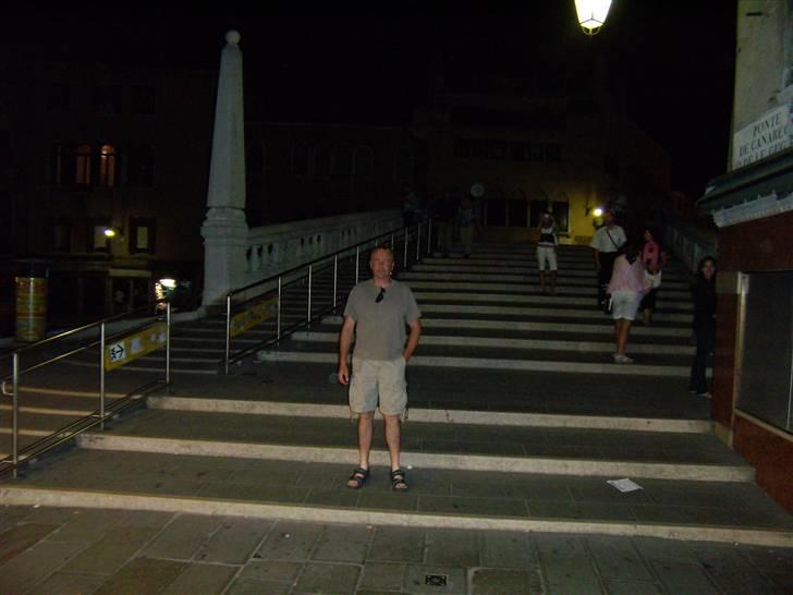 Italien 2008 - Henrik H på sukkensbro. billede 12