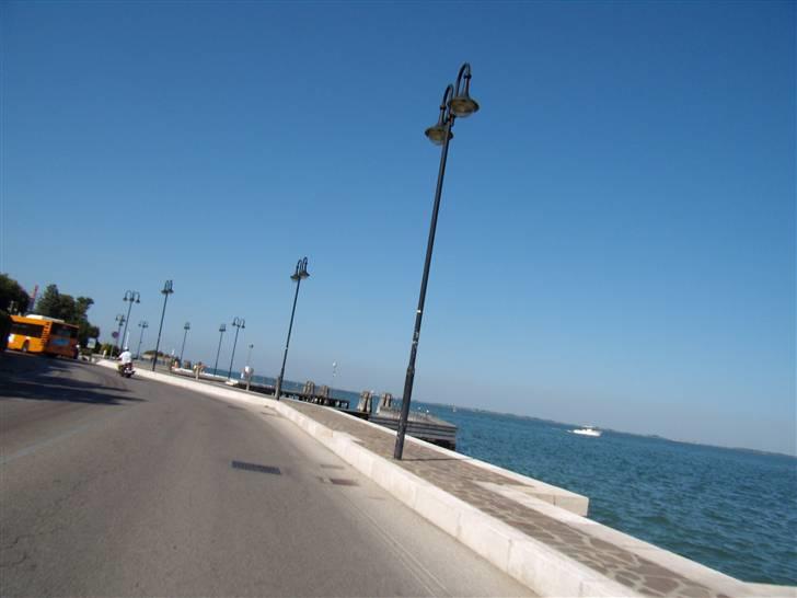 Italien 2008 - Køretur langs kysten på Lido. billede 17
