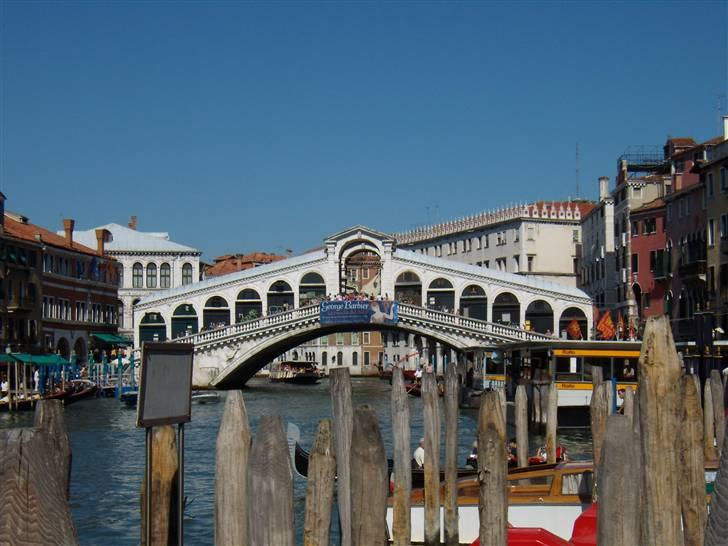 Italien 2008 - Sukkensbro i dagslys. billede 19