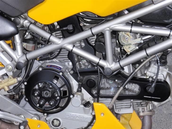Ducati Monster 1000 - Open beltcovers og Koblingsplade billede 20