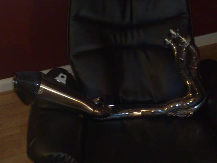 Suzuki GSXR-750 K7 billede 12