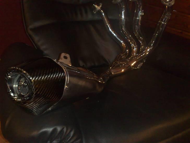 Suzuki GSXR-750 K7 billede 13