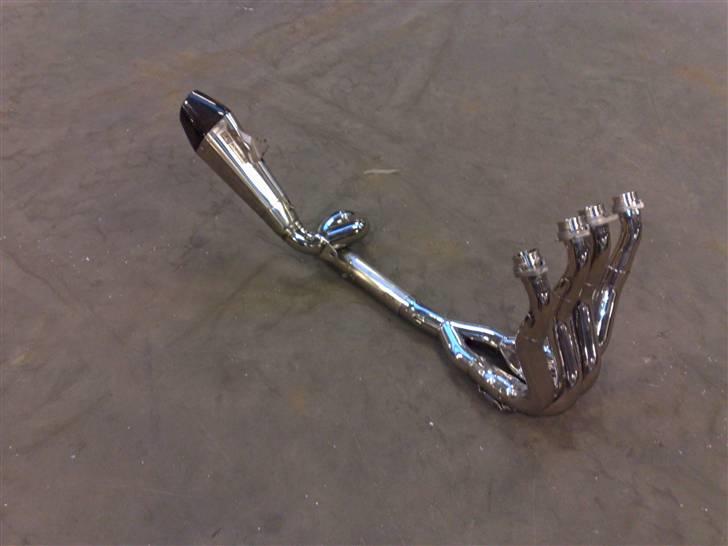 Suzuki GSXR-750 K7 billede 14