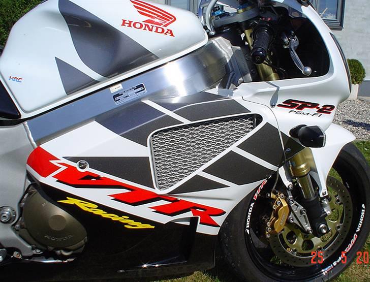 Honda VTR  SP2 billede 8