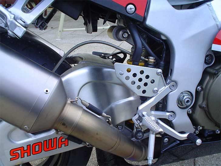 Honda VTR  SP2 - HMAS monoshock, adjustable for preload, compression and rebound damping billede 18