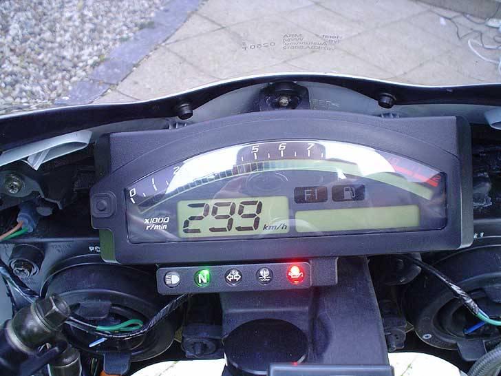 Honda VTR  SP2 - 299 Km/t........ Og så i frigear billede 27
