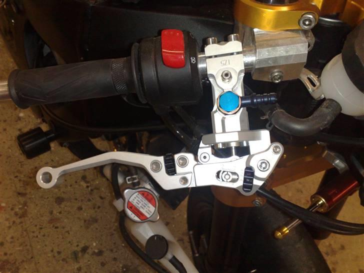 Suzuki GSXR-750 K7 - Bremsemaster fra ISR.. billede 21