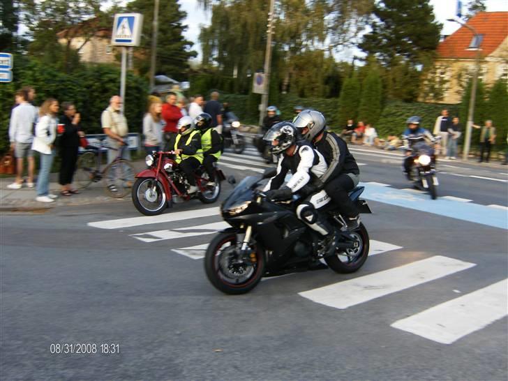 Bakken Lukker 08 billede 17