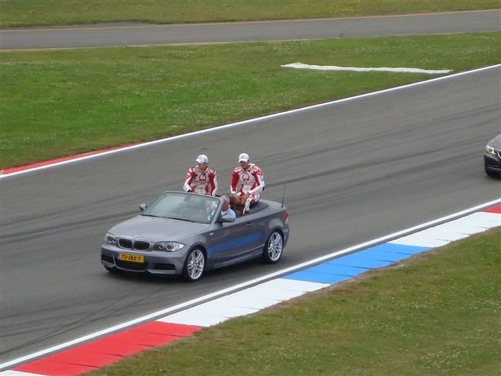 MotoGP TT Assen - MotoGP Riders Parade
Kallio
Capena billede 84