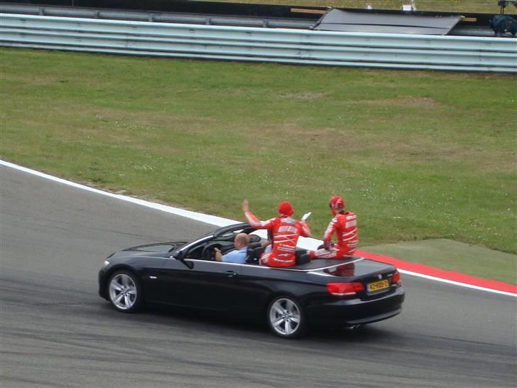MotoGP TT Assen - MotoGP Riders Parade
Stoner
Hayden billede 81