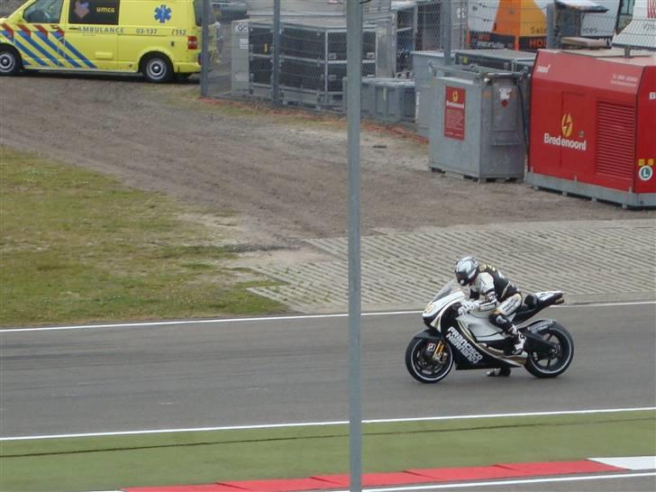 MotoGP TT Assen - Her igen en nedbremsning fra over de 300 billede 39