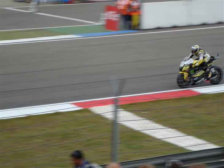 MotoGP TT Assen - Her igen en nedbremsning fra over de 300 billede 37
