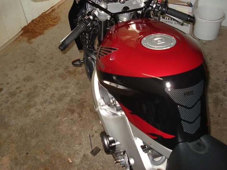 Genopbyg af honda cbr 400 rr Fireblade efter styrt i 06   billede 39