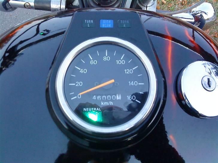 LS650 - 46000 km på samme kobling, knastkæde osv.. Mange skrøner der ikke holder ;o)

Motoren lyder stadig hel' sund ! billede 226