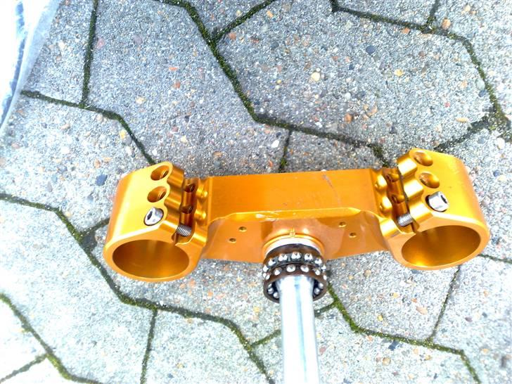 Suzuki GSXR-750 K7 billede 28