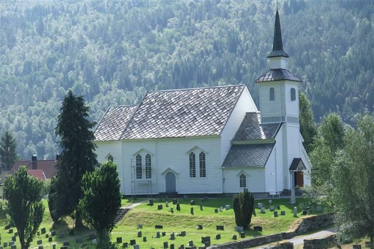 Tur til Polarcirklen, Norge sommeren 2009 - Alle kirker er bygget af træ i Norge. Ganske kønt! billede 122