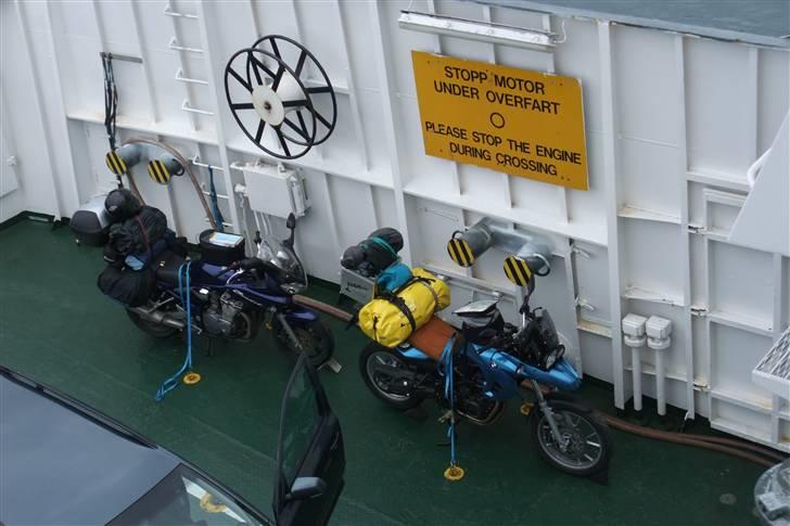 Tur til Polarcirklen, Norge sommeren 2009 del 2 - Mødte en super cool svensk gut der også kørte alene.

Vi kørte desværre kun en enkelt dag sammen, men jeg havde et bryllup at nå og var nød til at vende hjemad... billede 75