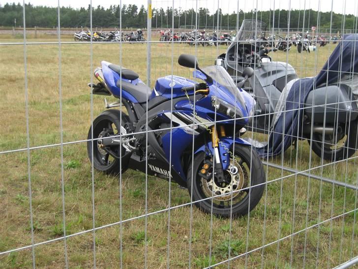 Lidt blandet R1 sjov... - Bag lås og slå til Træf på Toppen 2009... billede 4