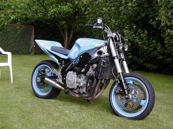 Yamaha FZR 1000 Streetfighter - Den første ombygning jeg lavede var en FZR 1000, den er solgt billede 8