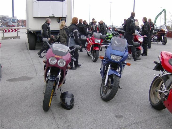 {{currentPhoto.altText}} billede {{currentPhoto.number}}