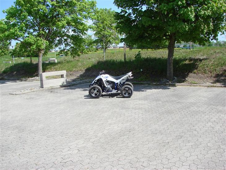 {{currentPhoto.altText}} billede {{currentPhoto.number}}