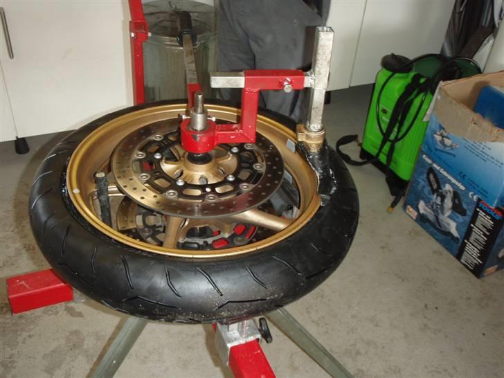 Dæk skift - Så skal der snart lidt luft i. billede 12