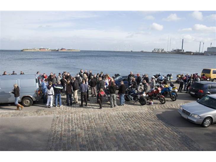 {{currentPhoto.altText}} billede {{currentPhoto.number}}