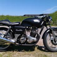 Norton Commando 750