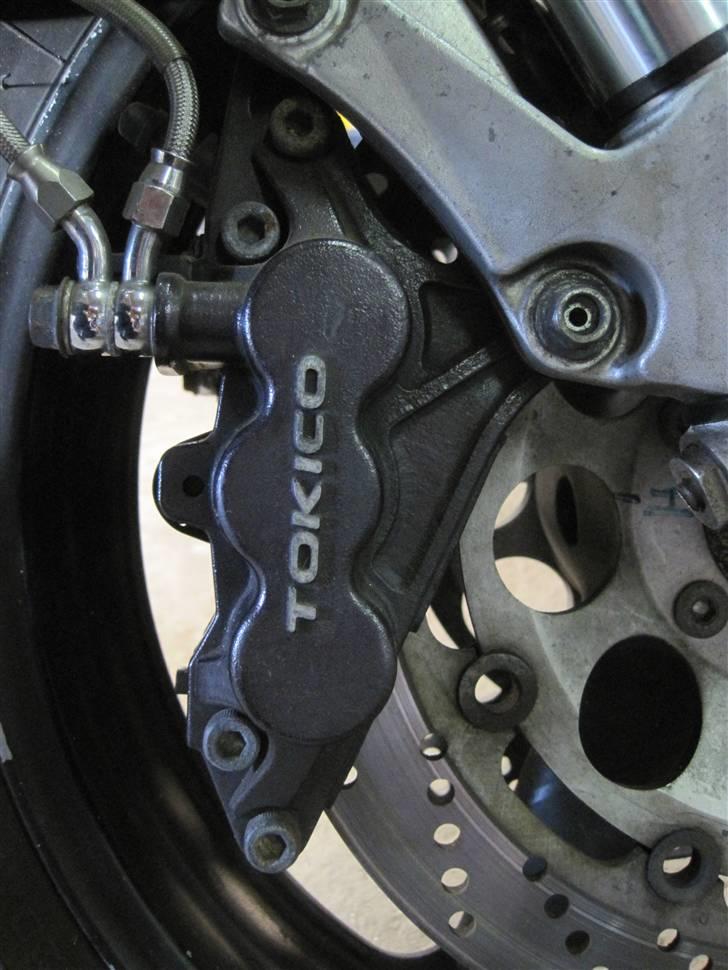 Honda sæsonklar  - Ja forenden er fra en suzuki , havde ikke flere fra Honda billede 5