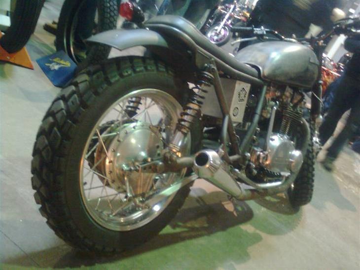 Forever2weels - Disse "Ratbikes" og "Scramblere" er bare FOR fede... 8-D 
Det er DER jeg vil henad med min XS-Turbo..... billede 12
