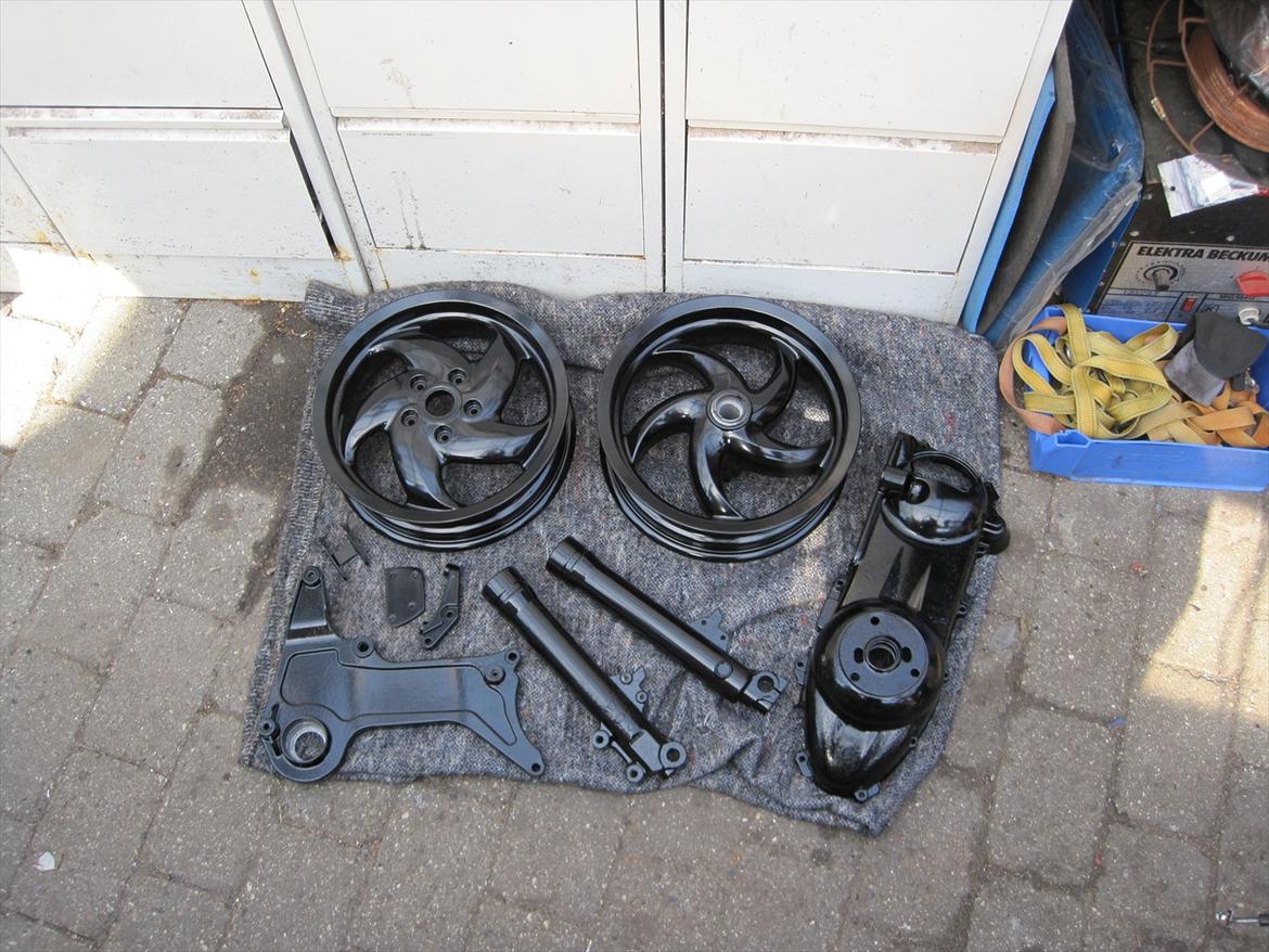 Gilera runner 278cc projekt - Pulver lakeret dele billede 141