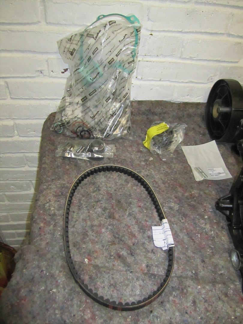 Aprilia Habana 125ccm - retrofit - Endelig dele fra Holland, England og Tyskland! Så motoren nu kan blive samlet igen billede 29