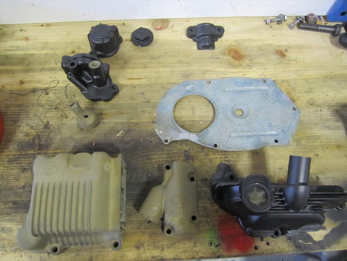 Aprilia Habana 125ccm - retrofit - Lidt flere lakeret dele, bliver jo helt godt til sidst :) billede 30