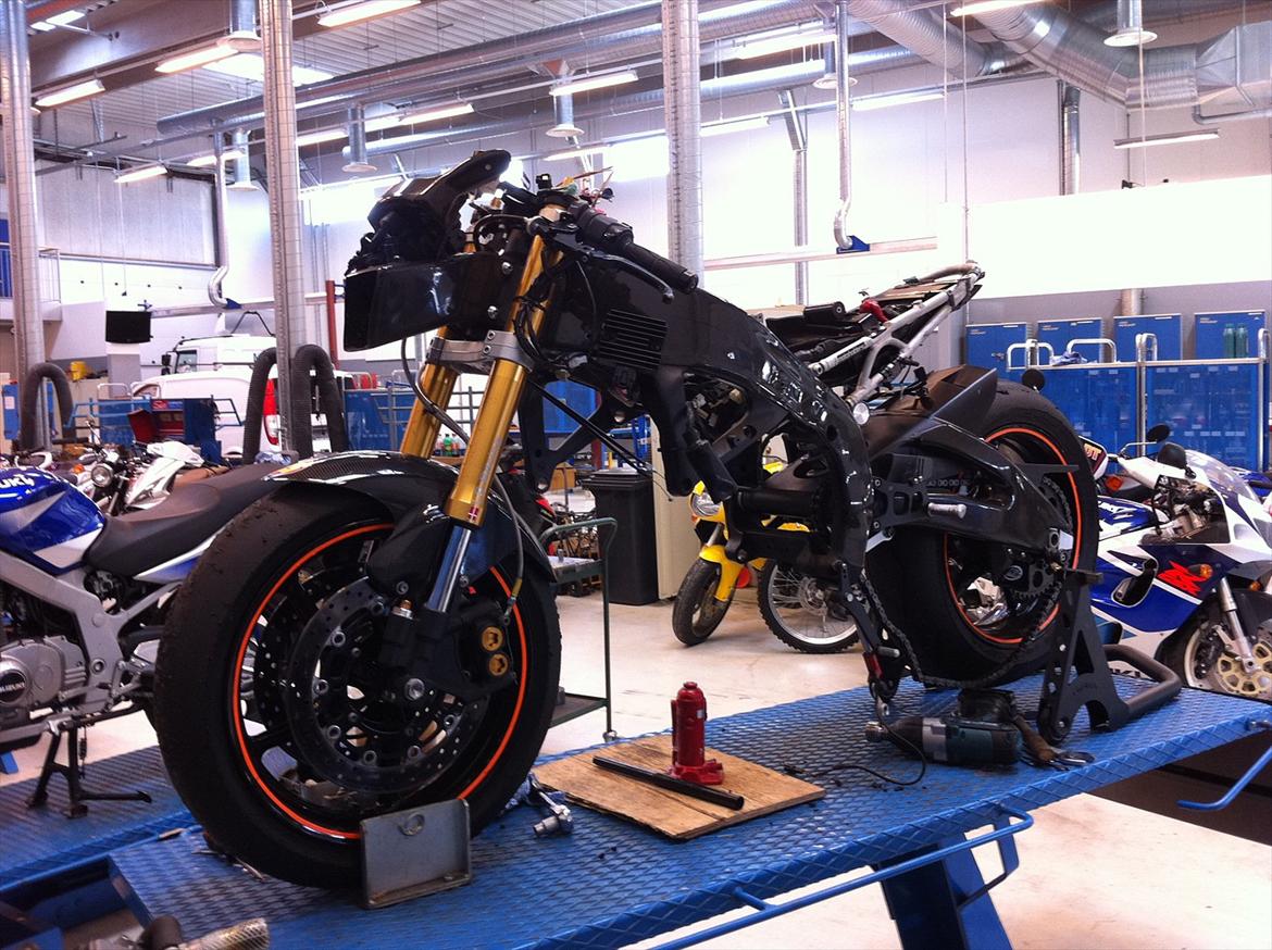 Baneracer vinter projekt - 5 dage efter hjemkomst fra Brno så den sådan ud :D billede 3