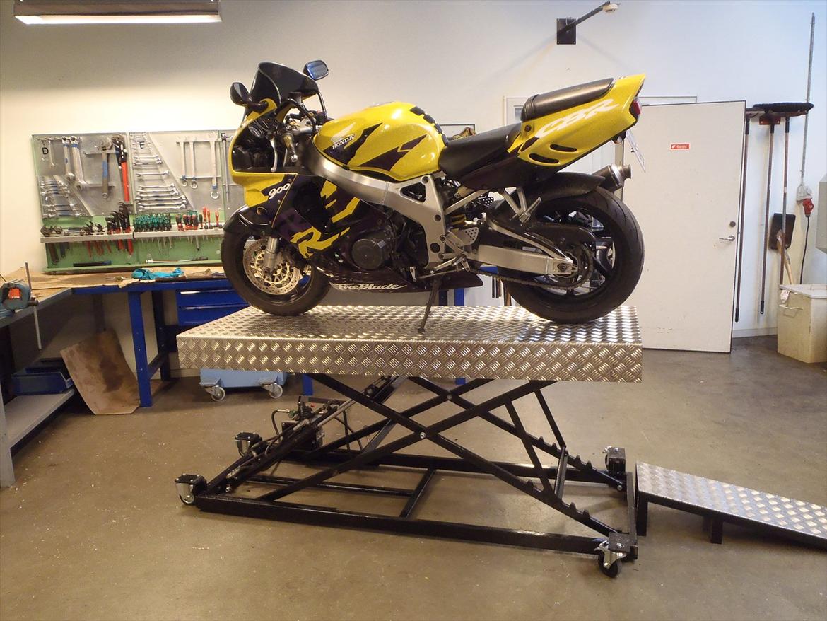 Hjemmelavet MC-lift billede 1