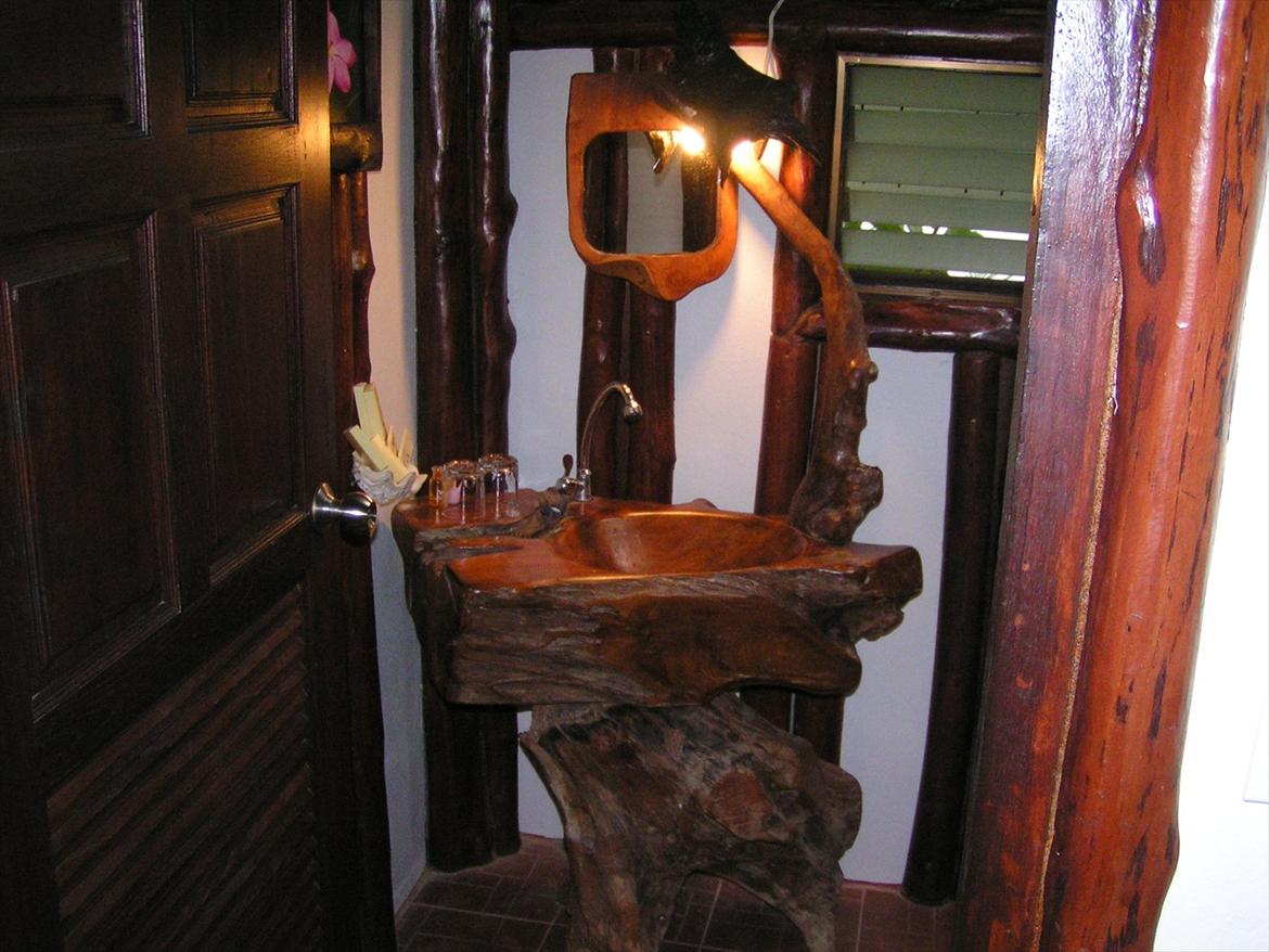 Thailand rundt på MC  - Fed håndvask, brug hvad du har uden for døren, og det virker  billede 16