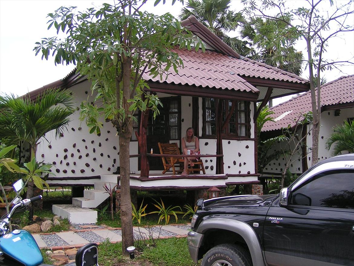 Thailand rundt på MC  - En anden lidt for fin hytte, vi valgte at køre igen  billede 17