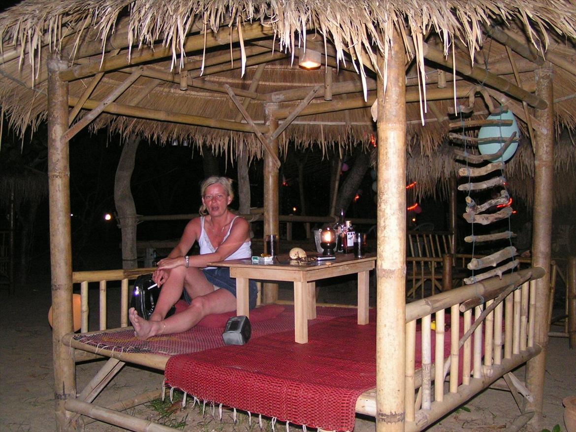 Thailand rundt på MC  - Og vi hygger  billede 47