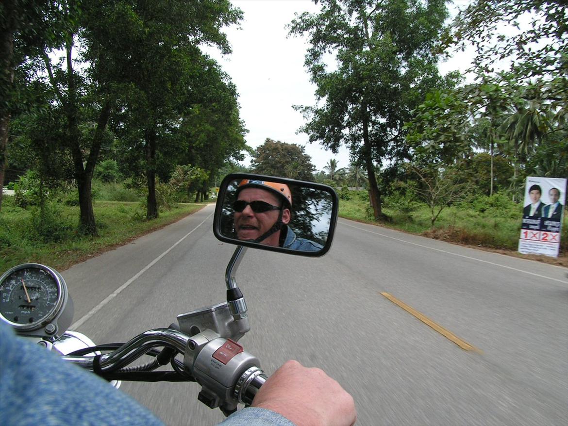 Thailand rundt på MC  - Vider til næste sted billede 76
